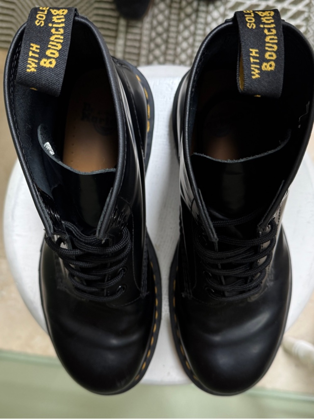 Dr. Martens Doc Black Leather 8-Eye Lace-Up Boots Yellow Welt 10.5 M sz 44 new - Picture 5 of 11